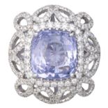 DIANA CARMICHAEL bague en or gris avec un saphir bleu violet de Ceylan