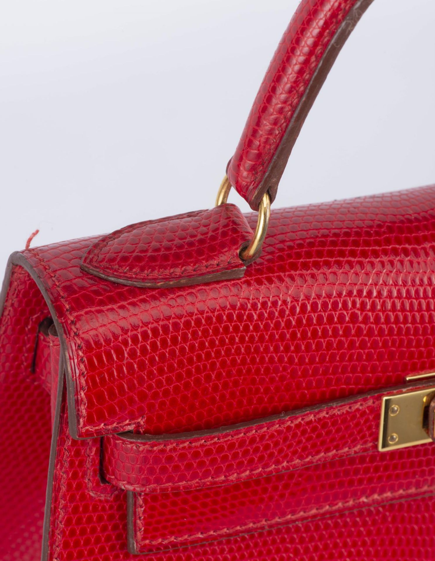Hermès, mini Kelly 20 en cuir de Lézard rouge vif - Bild 14 aus 24