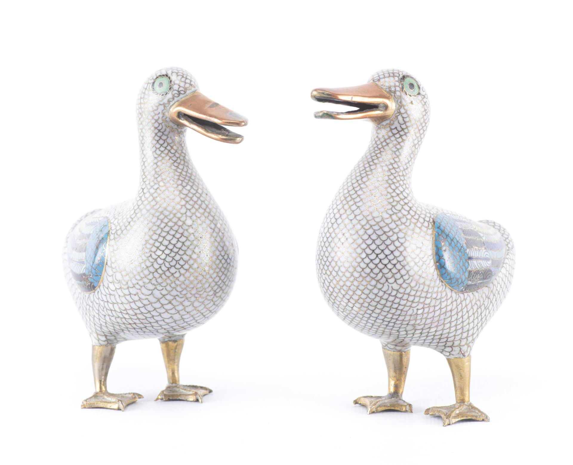 Paire de canards en cloisonné de Chine d'époque Jiaqing