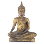 THAILANDE Bouddha de style Ayuttaya en bronze &amp;agrave; patine verte et or, XIV-XVIe...
