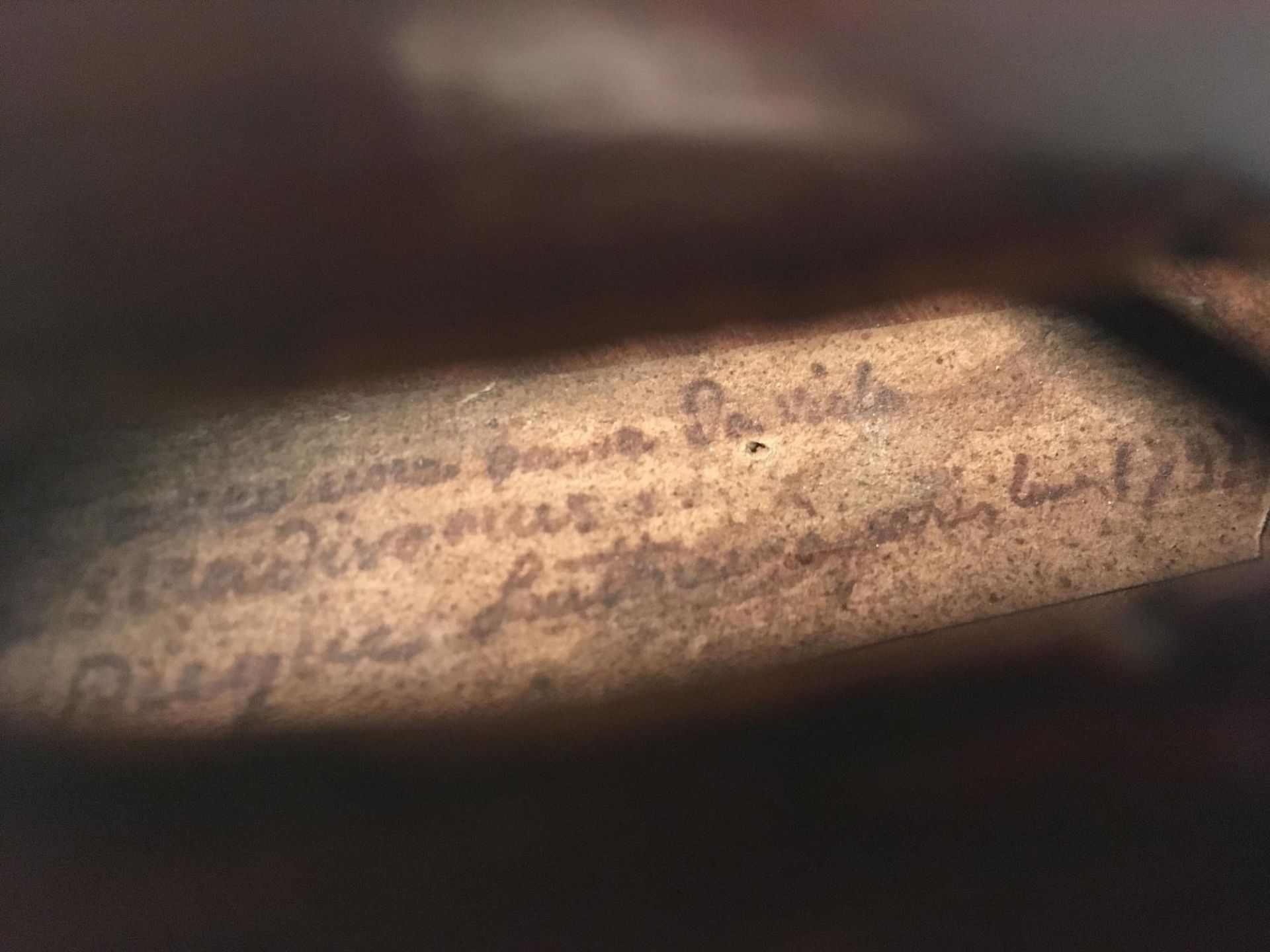 Violon (français) avec étiquette manuscrite " Fait avec une â€¦ de violon Stradivarius par Pique ... - Image 7 of 7