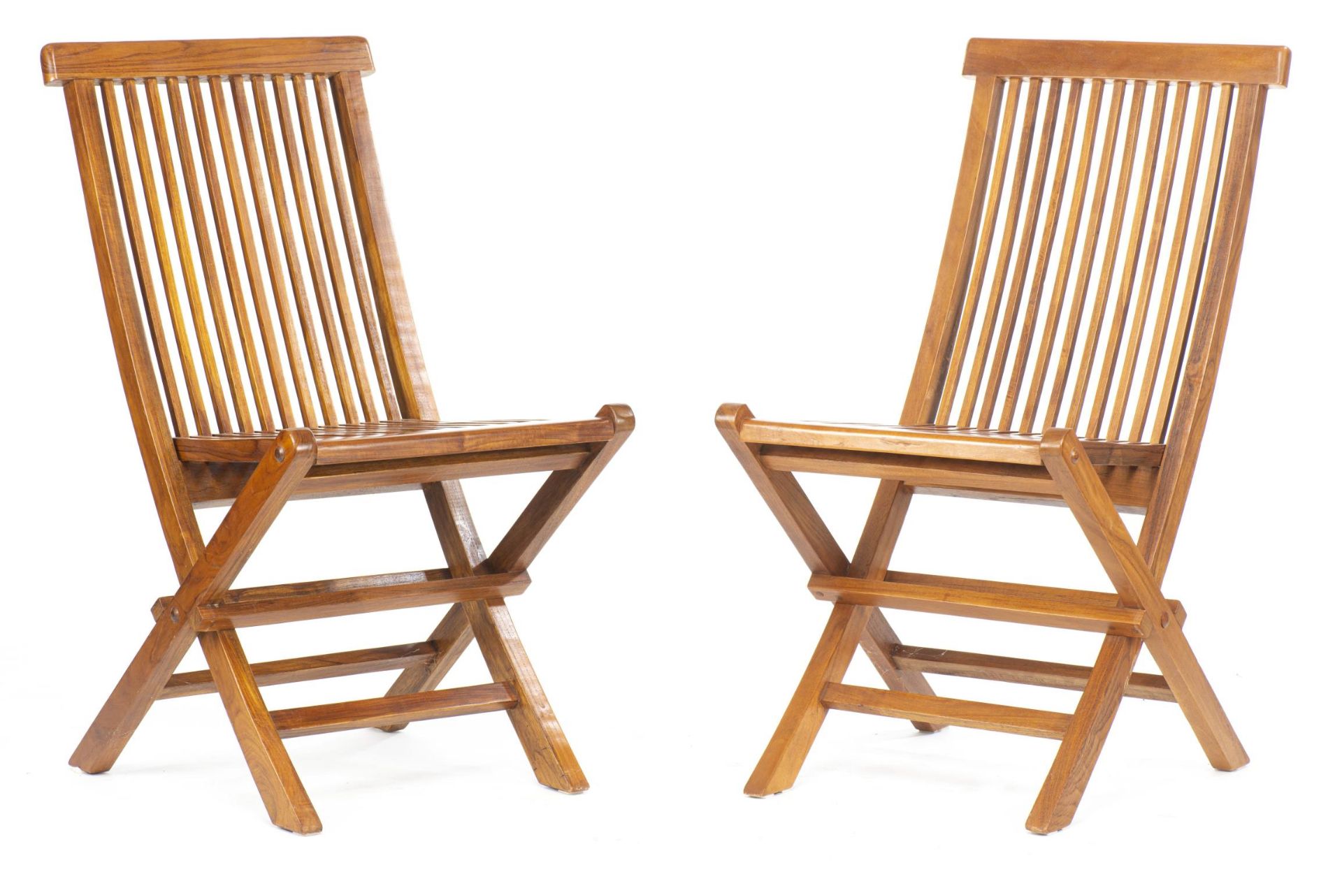Travail scandinave, Paire de chaises pliables en bois exotique...