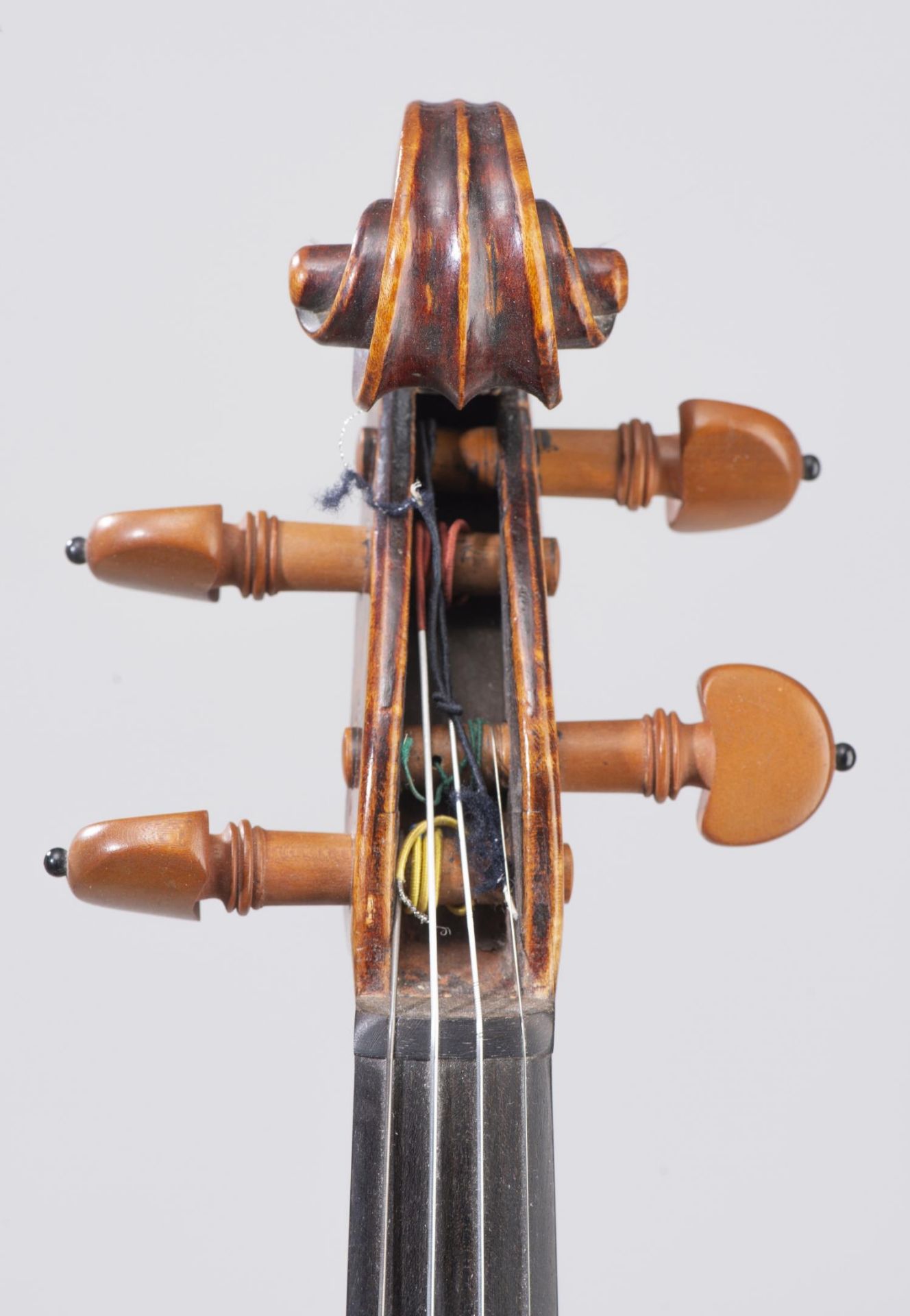 Violon (français) avec étiquette manuscrite " Fait avec une â€¦ de violon Stradivarius par Pique ... - Image 6 of 7