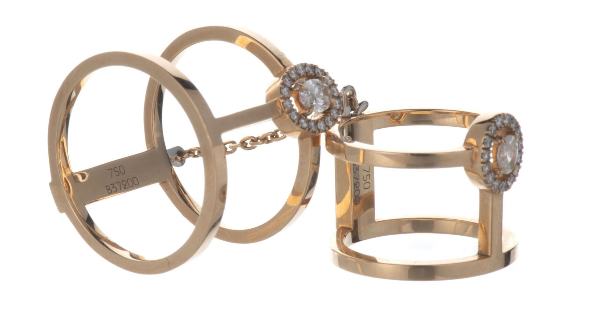 MESSIKA Paris, Glam'azone, double bague or rose avec un diamant central chacune... - Image 3 of 4