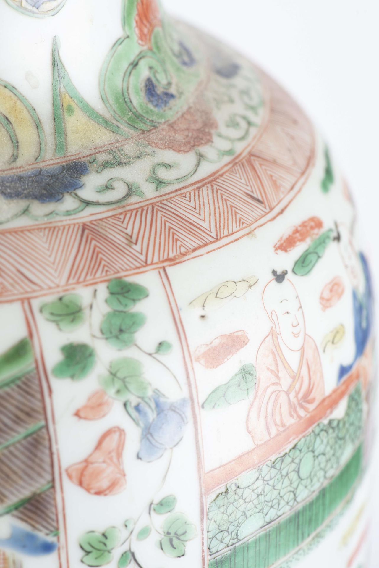CHINE, Vase de forme rouleau &amp;agrave; d&amp;eacute;cor en famille verte et bleu, Epoque Kangxi - Image 5 of 6