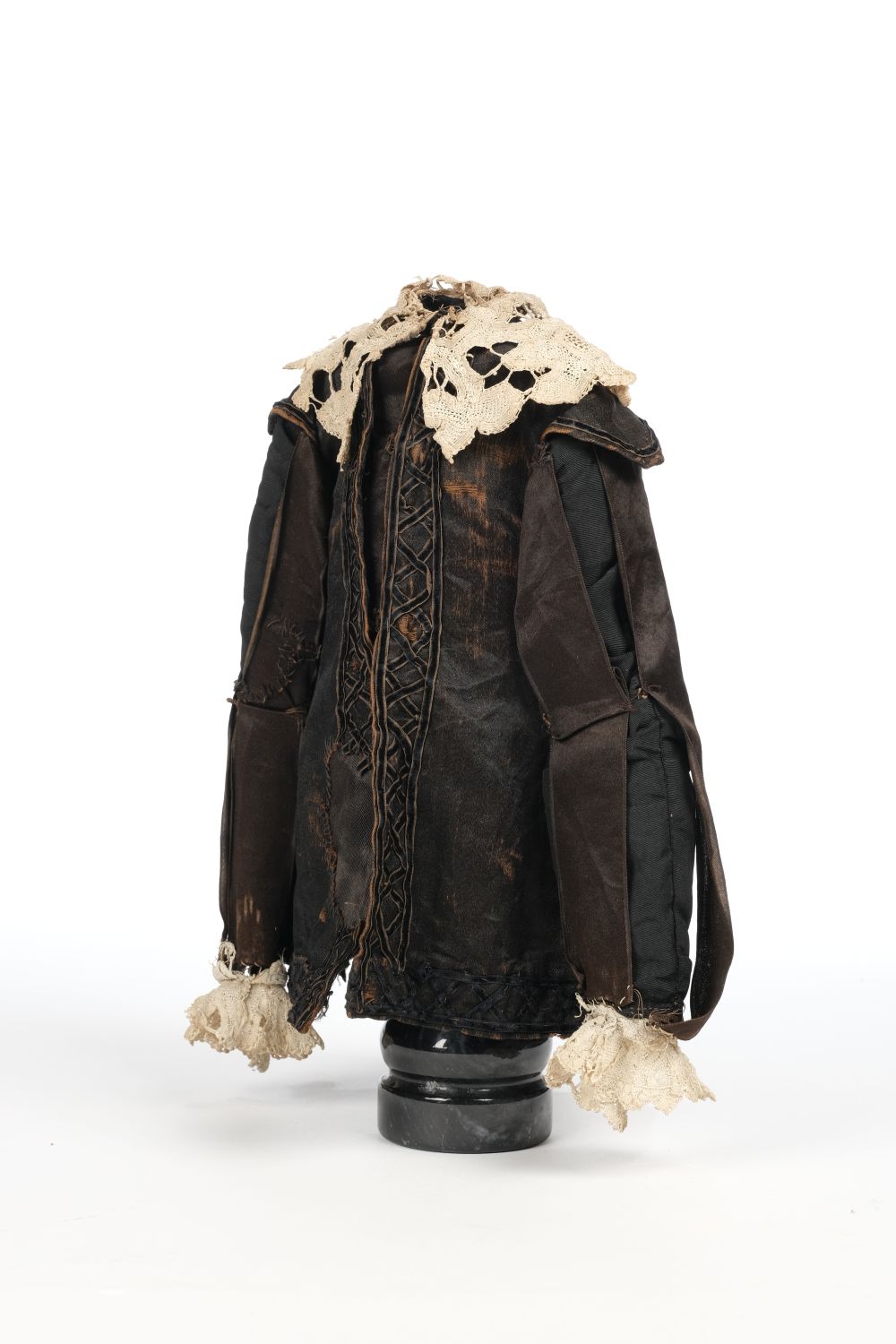 * Miniature garment. A 17th century-style coat, probably mid-late 19th century - Image 2 of 5