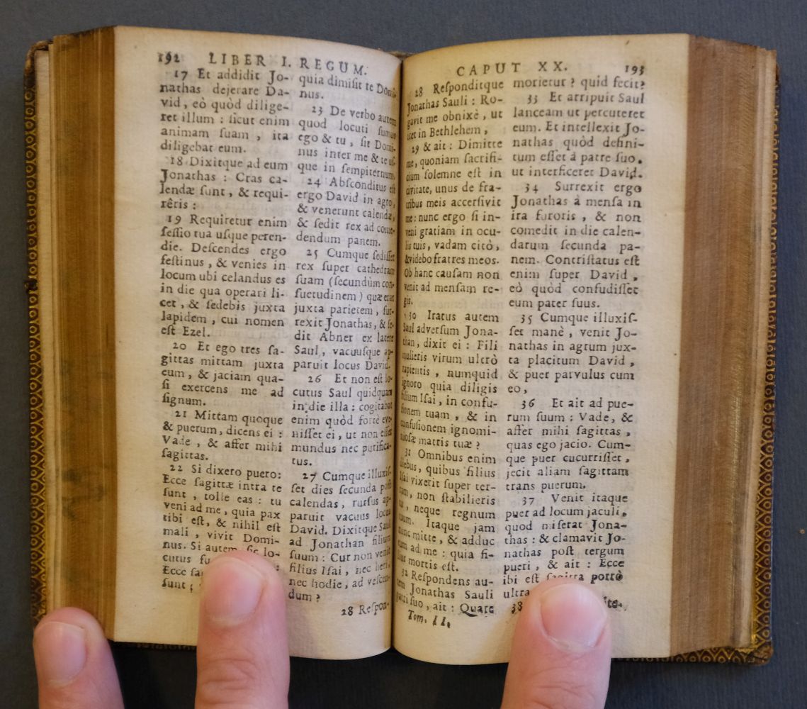 Bible [Latin]. Biblia Sacra vulgatae editionis, 7 vols., Paris: Fredericum Leonard, 1705 - Image 14 of 15