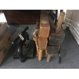 Bookpress. A cast iron bookpress