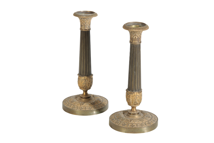 A PAIR OF REGENCY BRONZE CANDLESTICKS - Image 2 of 2