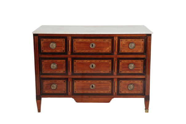 A FRENCH WALNUT, PARQUETRY AND EBONY BANDED COMMODE,