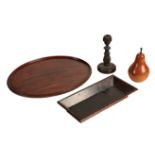 A COLLECTION OF ANTIQUE TREEN,
