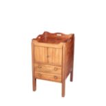 A GEORGE III MAHOGANY TRAY TOP NIGHT COMMODE, BY GILLOWS,