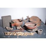 A QUANTITY OF ASSORTED TREEN AND WOODWARES,