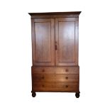 A REGENCY OAK LINEN PRESS, ATTRIBUTABLE TO GILLOWS,