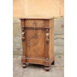 AN ITALIAN WALNUT BEDSIDE CUPBOARD,