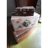 A VICTORIAN ROSEWOOD WORKBOX,