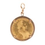 A GOLD AUSTRAIN DUCAT COIN PENDANT DATED 1915