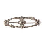 AN ART DECO DIAMOND BROOCH