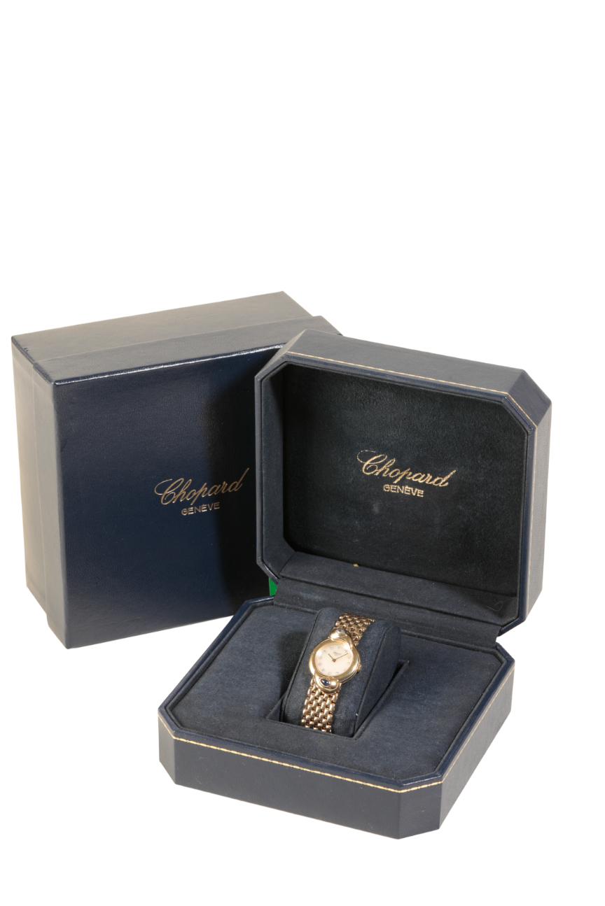 CHOPARD: AN 18CT GOLD LADY'S BRACELET WATCH - Image 3 of 4