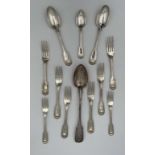 A COLLECTION OF SILVER FLATWARE