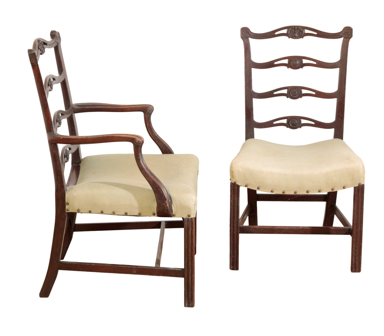 A SET OF FIVE GEORGE III MAHOGANY DINING CHAIRS - Image 3 of 4