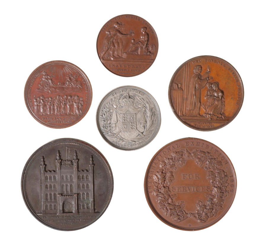 A SMALL QUANTITY OF 19TH CENTURY BRONZE MEDALS - Bild 2 aus 2