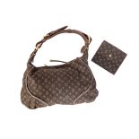 A LOUIS VUITTON CANVAS HANDBAG BAG AND MATCHING PURSE