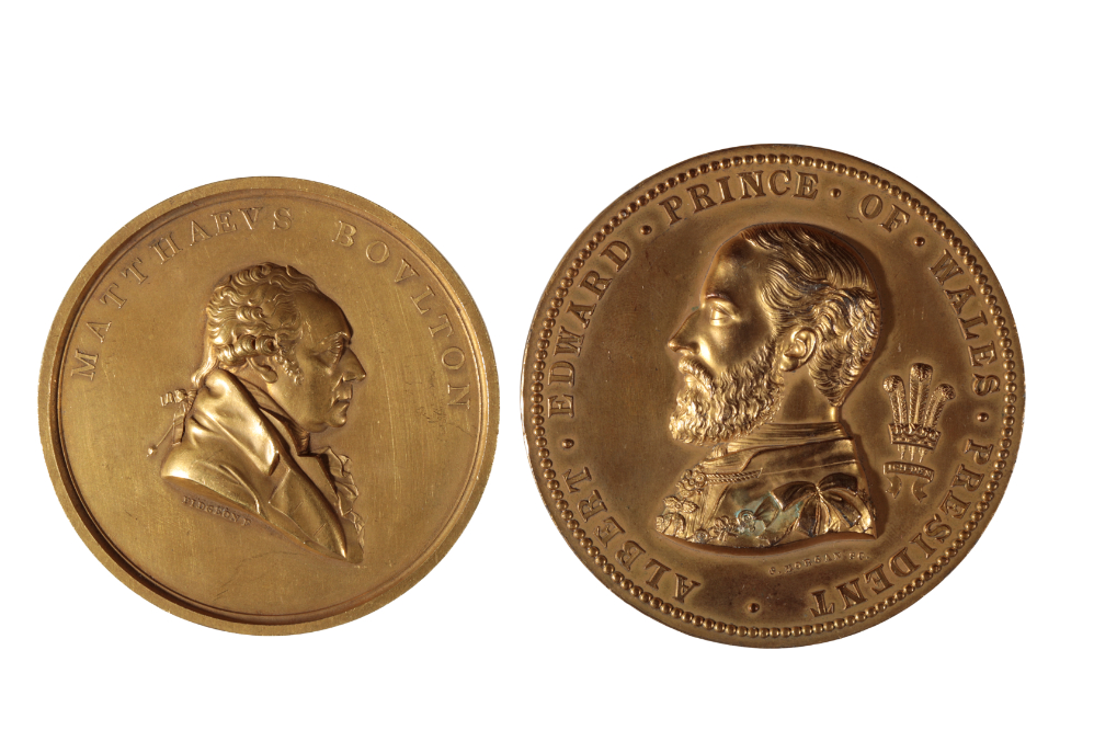 A GILT BRONZE MEDAL, 10TH ANNIVERSARY OF THE DEATH OF MATTHEW BOULTON