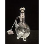 AN EDWARDIAN CUT AND ETCHED GLASS OIL BOTTLE,