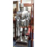 A REPRODUCTION FULL SIZE SUIT OF ARMOUR