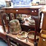 A GEORGE II MAHOGANY SIDE TABLE