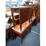 A VICTORIAN MAHOGANY PEMBROKE TABLE