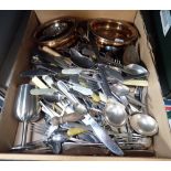 A QUANTITY OF CUTLERY