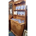 A REPRODUCTION PINE FARMHOUSE KITCHEN DRESSER