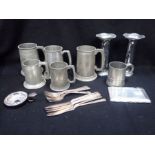 A COLECTION OF PEWTER TANKARDS, PLATED VASES, A TASTE VIN