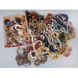 A COLLECTION OF COSTUME JEWELLERY BEADS