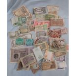 A LARGE COLLECTION OF OLD BANKNOTES