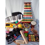 A COLLECTION OF CHILDREN'S MUSICAL AND OTHER TOYS