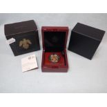 THE ROYAL MINT: 'THE QUEEN'S BEASTS THE FALCON OF THE PLANTAGAGENETS UK QUARTER OUNCE GOLD PROOF CO