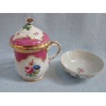 A LARGE CONTINENTAL PORCELAIN CUP AND COVER