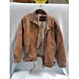 A VINTAGE STYLE MEN'S LEATHER BOMBER JACKET