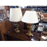 A SUBSTANTIAL BRASS TABLE LAMP, OF NEOCLASSICAL URN FORM