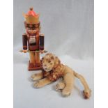 A STIEFF LION (WITH BUTTON)