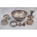 A COLLECTION OF SILVER AND WHITE METAL