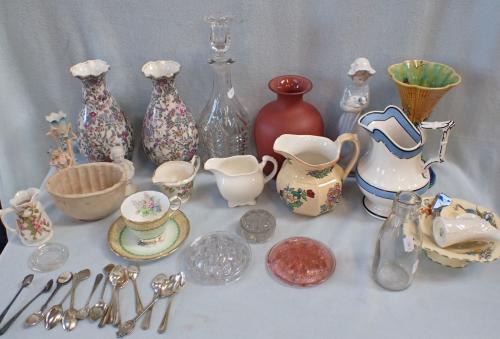 A COLLECTION OF VICTORIAN AND LATER CERAMICS