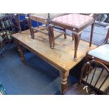 A VICTORIAN STYLE PINE FARMHOUSE KITCHEN TABLE