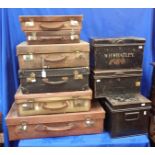 A COLLECTION OF VINTAGE LUGGAGE