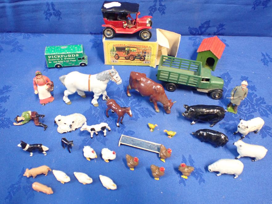 BRITAINS LTD: A COLLECTION OF FARM ANIMALS