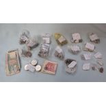 A COLLECTION OF MIXED WORLD COINS AND BANK NOTES