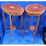 A PAIR OF EDWARDIAN MAHOGANY OCCASIONAL TABLES